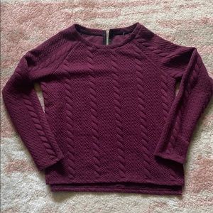 Maroon sweater